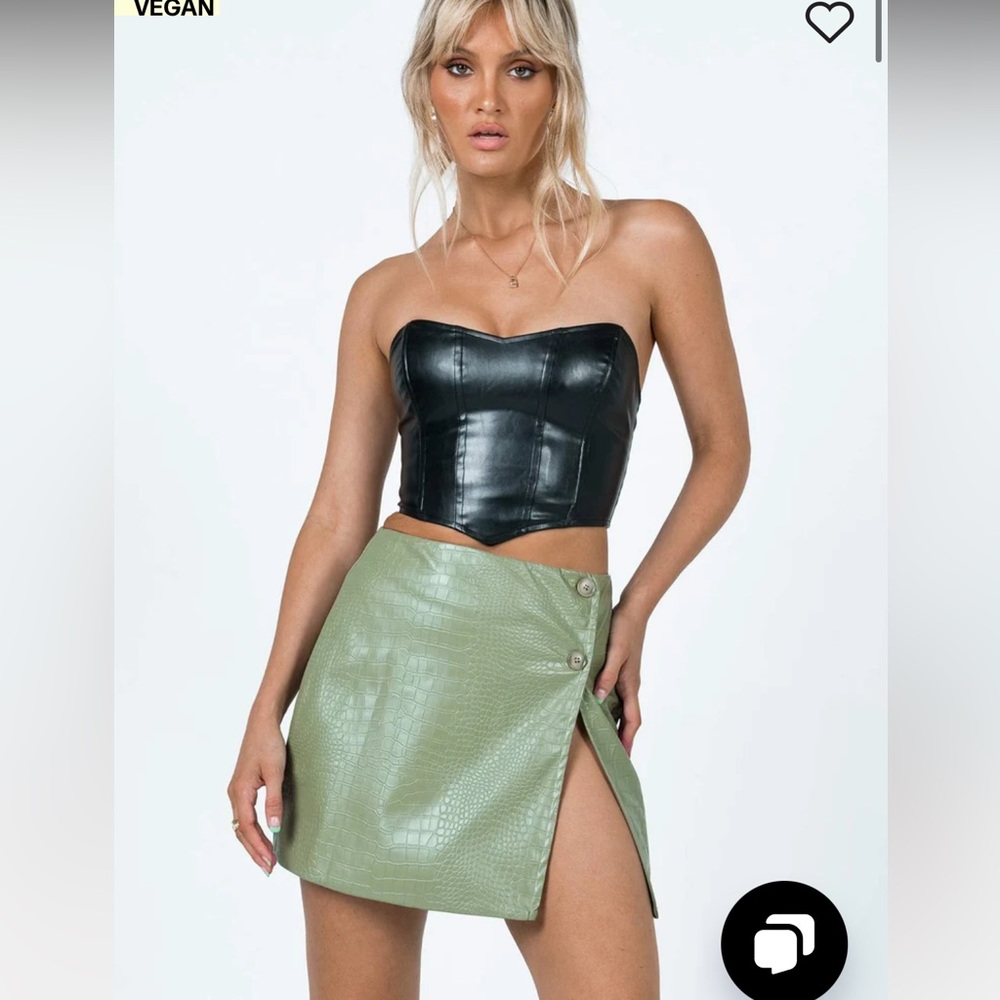 Princess Polly MARILYN PU MINI SKIRT GREEN size 2
